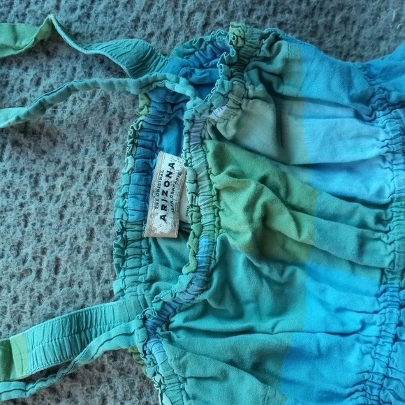 𝅺Arizona Jean Company, size small, checkered blue and green tanktop - Picture 2 of 3